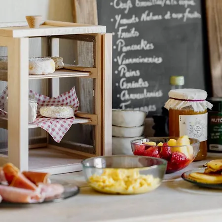 Couette-café écurie Des 2 Tours