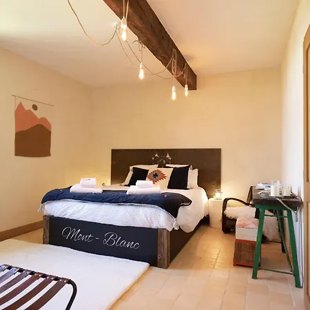 Couette-café écurie Des 2 Tours