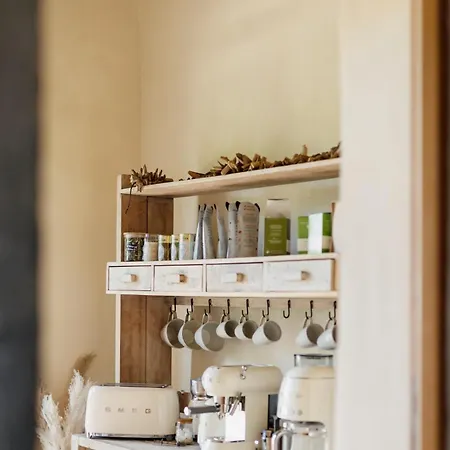Couette-café écurie Des 2 Tours 3*